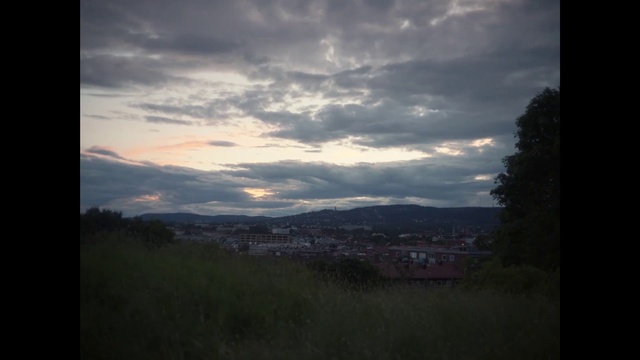 Video Reference: Sky, Cloud, Nature, Highland, Atmospheric phenomenon, Horizon, Atmosphere, Morning, Evening, Dusk