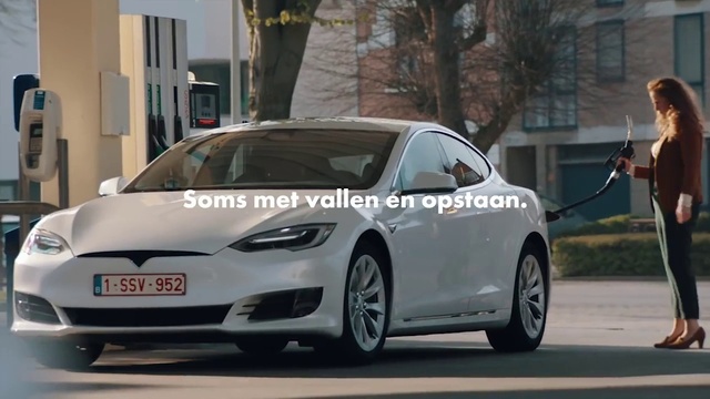 Video Reference: Land vehicle, Vehicle, Car, Tesla model s, Automotive design, Personal luxury car, Mid-size car, Tesla, Executive car, Electric car