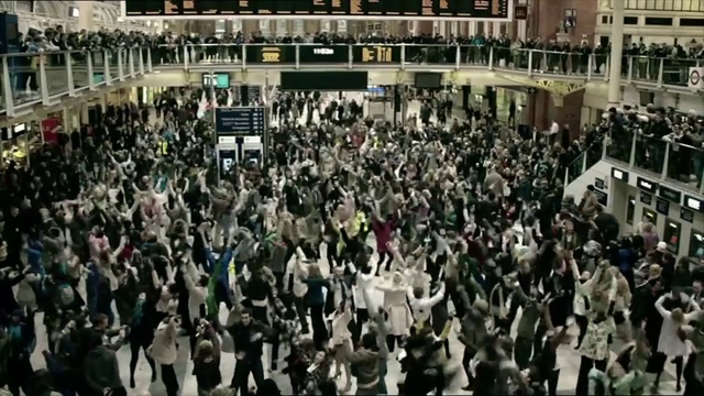 Video Reference: Crowd, People, Human settlement, City, Event, Protest, Metropolitan area, Audience