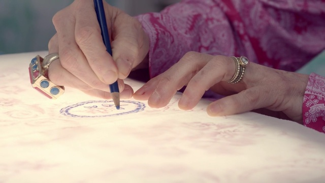 Video Reference: finger, hand, nail, jewellery, ring, girl