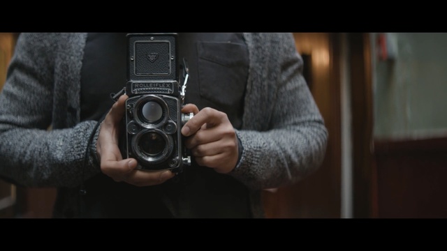 Video Reference: Camera, Cameras & optics, Camera accessory, Reflex camera, Single-lens reflex camera, Digital camera, Digital SLR, Camera lens, Point-and-shoot camera, Mirrorless interchangeable-lens camera