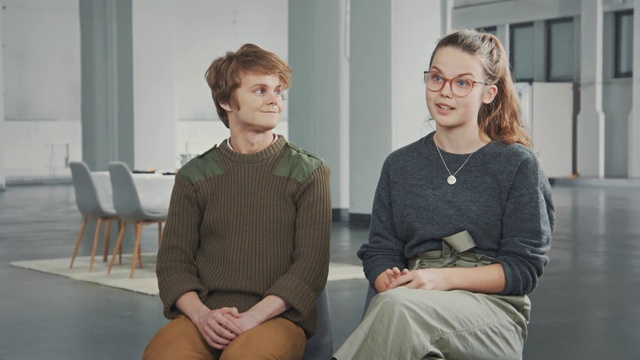 Video Reference: Sitting, Room, Glasses, Conversation, White-collar worker