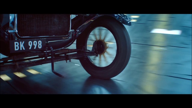 Video Reference: Wheel, Tire, Automotive tire, Vehicle, Spoke, Bicycle wheel, Mode of transport, Rim, Automotive wheel system, Auto part