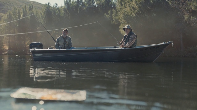 Video Reference: Water transportation, Boat, Vehicle, Skiff, Jon boat, Watercraft, River, Recreation, Bass boat, Fisherman, Person