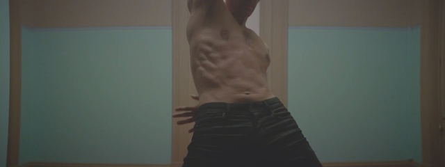 Video Reference: blue, room, shoulder, snapshot, joint, muscle, arm, standing, back, hand