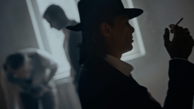 Video Reference: Gentleman, Fun, Headgear, Shadow, Photography, Fedora, Hat, Suit, Fictional character, Movie