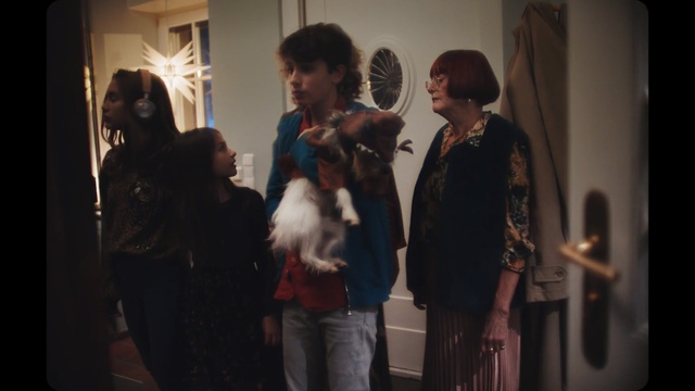 Video Reference: Fur, Snapshot, Fun, Fashion, Event, Performance, Scene, Fur clothing, Art, Family, Person