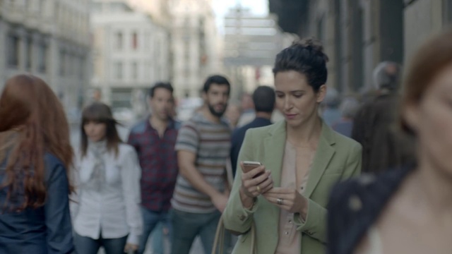 Video Reference: People, Snapshot, Fashion, Street fashion, Fun, Street, Pedestrian, Photography, Temple, Conversation