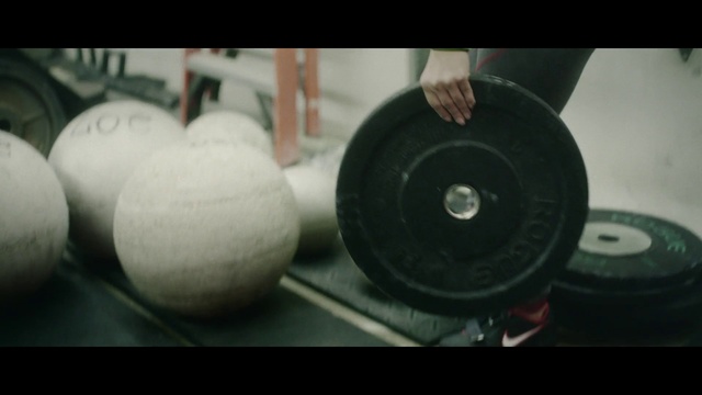 Video Reference: Arm, Physical fitness, Weights, Barbell, Muscle, Photography, Exercise equipment, Exercise, Person