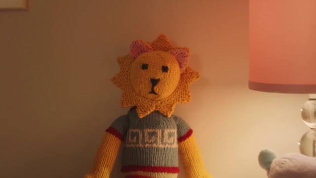 Video Reference: Stuffed toy, Toy, Teddy bear, Crochet, Knitting, Art, Plush, Textile, Wool, Room