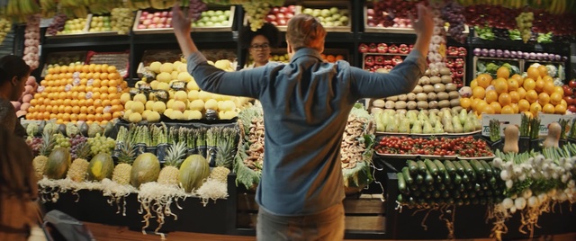 Video Reference: Natural foods, Whole food, Local food, Selling, Greengrocer, Marketplace, Vegetable, Shopkeeper, Grocer, Fruit