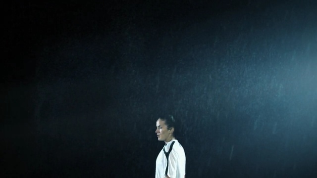 Video Reference: black, darkness, atmosphere, sky, performance, stage, night, scene, event, midnight, Person