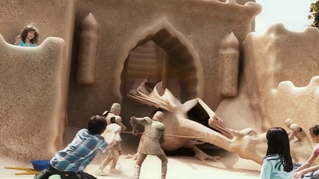 Video Reference: sculpture, tourist attraction, sand, art, monument, Person