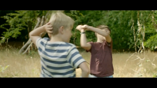 Video Reference: People in nature, Photograph, Nature, People, Fun, Snapshot, Male, Romance, Photography, Water