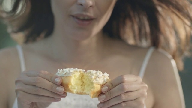 Video Reference: Junk food, Food, Eating, Dish, Cuisine, Food craving, Ingredient, Profiterole, Comfort food, Cream bun