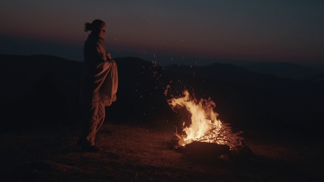 Video Reference: Heat, Fire, Sky, Bonfire, Flame, Campfire, Night, Landscape, Event, Photography