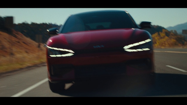 Video Reference: Car, Vehicle, Automotive tail & brake light, Automotive lighting, Hood, Grille, Sky, Automotive design, Motor vehicle, Automotive tire