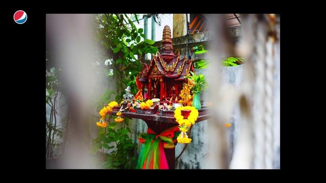 Video Reference: Hindu temple, Place of worship, Temple, Tradition, Shrine, Temple, Flower, Plant, Photography, Wat