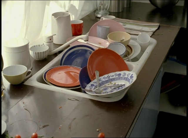 Video Reference: Porcelain, Ceramic, Dishware, Food, Meal, Tableware, Dinnerware set, Cuisine, Dish, Platter