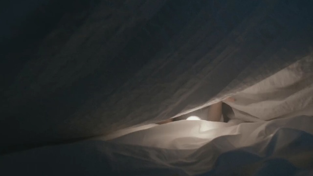 Video Reference: Sky, Light, Cloud, Atmospheric phenomenon, Atmosphere, Darkness, Architecture, Space, Night, Photography