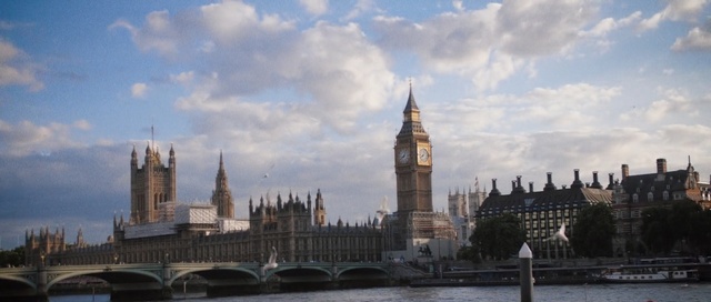 Video Reference: Landmark, Spire, City, Building, Clock tower, Government, Human settlement, Architecture, Tower, Skyline