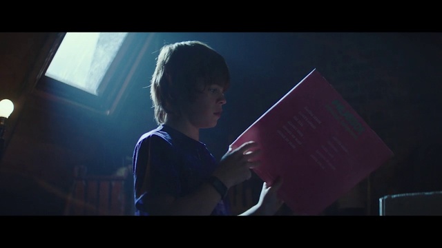 Video Reference: Darkness, Photography, Fun, Room, Screenshot, Space, Performance, Music, Scene, Reading