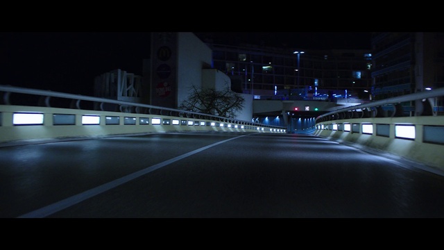 Video Reference: Night, Black, Metropolitan area, Light, Automotive lighting, Lighting, Darkness, Mode of transport, Architecture, Road