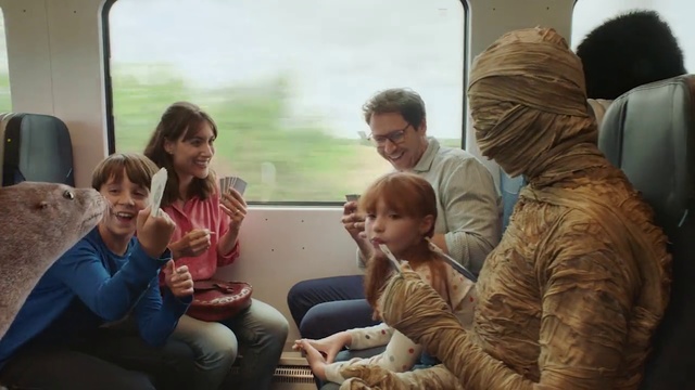 Video Reference: People, Child, Fun, Adaptation, Vacation, Event, Family, Photography, Conversation, Sitting