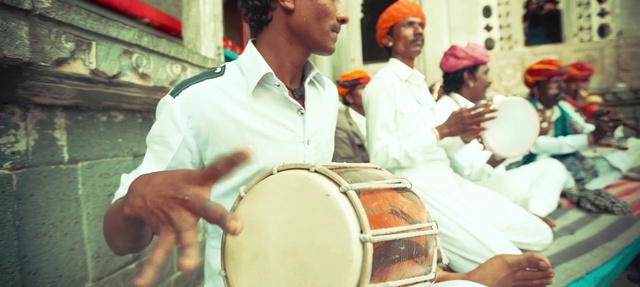 Video Reference: Drum, Musical instrument, Thavil, Membranophone, Percussionist, Indian musical instruments, Dholak, Dhol, Zabumba, Rebana