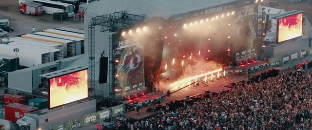 Video Reference: Product, Fan, Crowd, Event, Stage, Metropolitan area, Stadium, Explosion, Fictional character, Games