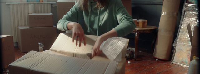 Video Reference: Hand, Wood, Gesture, Finger, Sleeve, Thumb, Cabinetry, Hardwood, Flooring, Nail