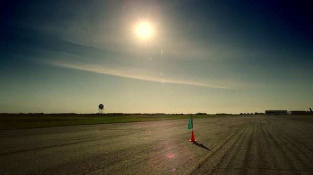 Video Reference: Sky, Horizon, Cloud, Light, Natural environment, Plain, Morning, Ecoregion, Atmosphere, Landscape