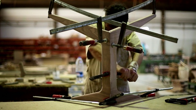 Video Reference: Metal