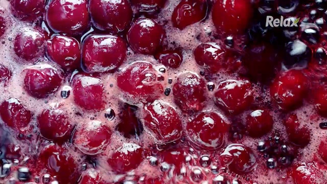 Video Reference: Food, Fruit, Cranberry, Cherry, Plant, Berry, Ingredient, Compote, Cuisine, Frutti di bosco, Person