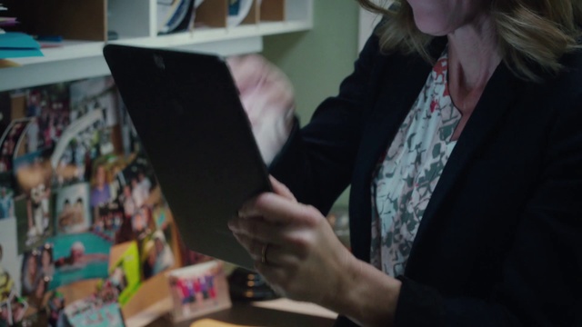 Video Reference: Hand, Reading, Fun, Technology, Finger, Learning, Electronic device, Book, Child, Play, Person