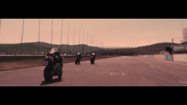 Video Reference: Motorcycle, Mode of transport, Vehicle, Sky, Photography, Asphalt, Road, Motorcycling