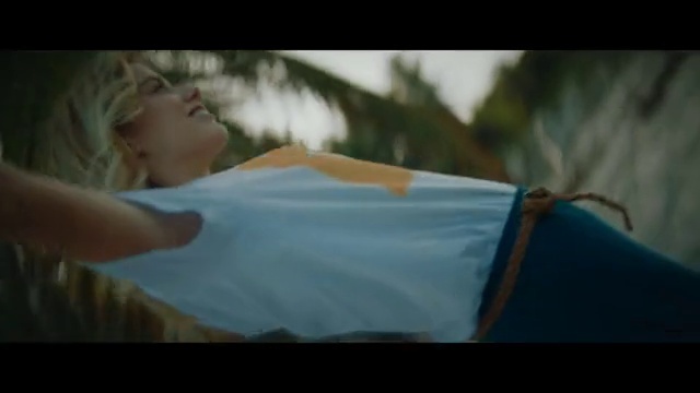 Video Reference: Arm, Flash photography, Gesture, Happy, Tree, Grass, Thigh, Leisure, Elbow, Entertainment