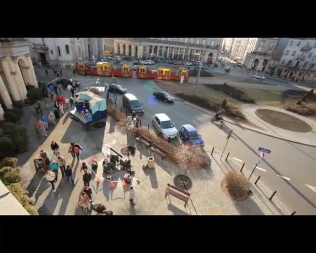 Video Reference: Urban design, Public space, Mode of transport, City, Urban area, Aerial photography, Building, Pedestrian, Metropolitan area, Photography
