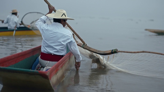 Video Reference: Water transportation, Boats and boating--Equipment and supplies, Water, Vehicle, Boat, Recreation, Watercraft rowing, Boating, Paddle, Watercraft
