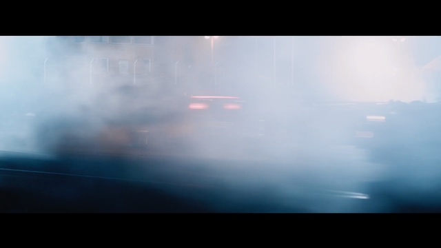 Video Reference: Sky, Atmosphere, Atmospheric phenomenon, Blue, Light, Daytime, Cloud, Horizon, Lens flare, Darkness