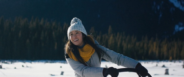 Video Reference: Snow, Winter, Freezing, Beanie, Recreation, Fun, Knit cap, Sky, Smile, Ice, Person