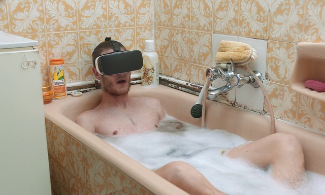 Video Reference: tub, vessel, bathtub, body, relaxation, attractive, water