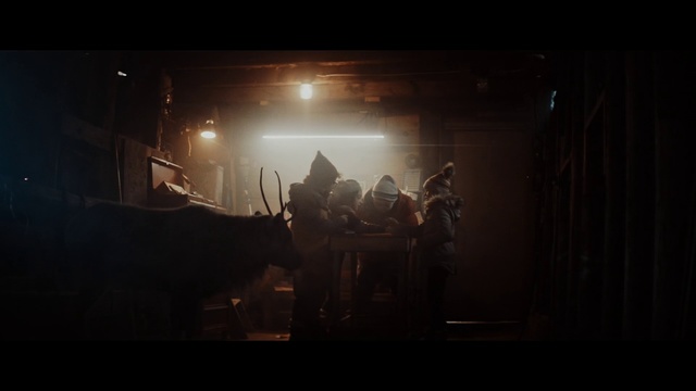 Video Reference: Black, Darkness, Light, Lighting, Performance, Sky, Night, Lens flare, Photography, Screenshot