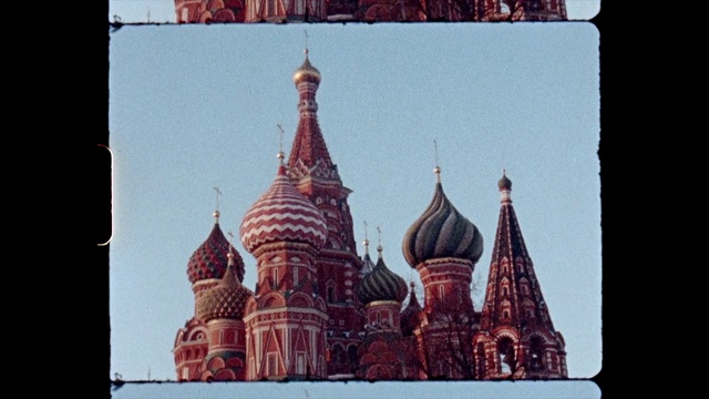 Video Reference: Landmark, Spire, Architecture, Place of worship, Steeple, Building, Tower, Facade, Cathedral, Historic site