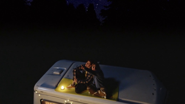 Video Reference: Hood, Tree, Automotive lighting, Space, Plant, Darkness, Automotive exterior, Windshield, Automotive design, Landscape