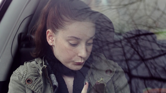 Video Reference: Face, Hair, Nose, Lip, Head, Beauty, Eyebrow, Eye, Cheek, Hairstyle, Person