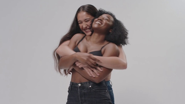 Video Reference: Shoulder, Arm, Hug, Joint, Stomach, Muscle, Gesture, Abdomen, Human body, Photography