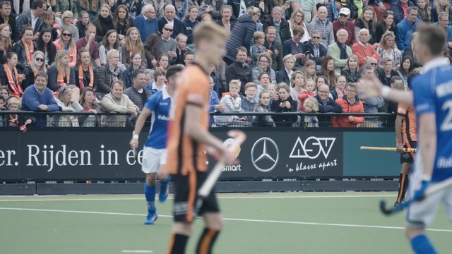 Video Reference: Sports, Ball game, Sport venue, People, Field hockey, Tournament, Lady, Male, Stadium, Championship, Person