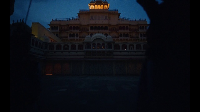 Video Reference: Landmark, Sky, Blue, Night, Architecture, Light, Building, Evening, Palace, Darkness
