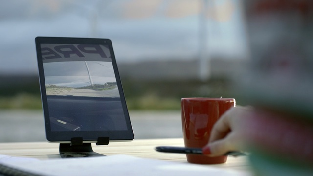 Video Reference: Gadget, Product, Technology, Electronic device, Smartphone, Mobile phone, Communication Device, Portable communications device, Tablet computer, Drink